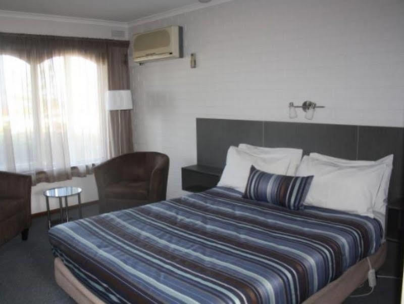 Raglan Motor Inn Warrnambool Exteriér fotografie